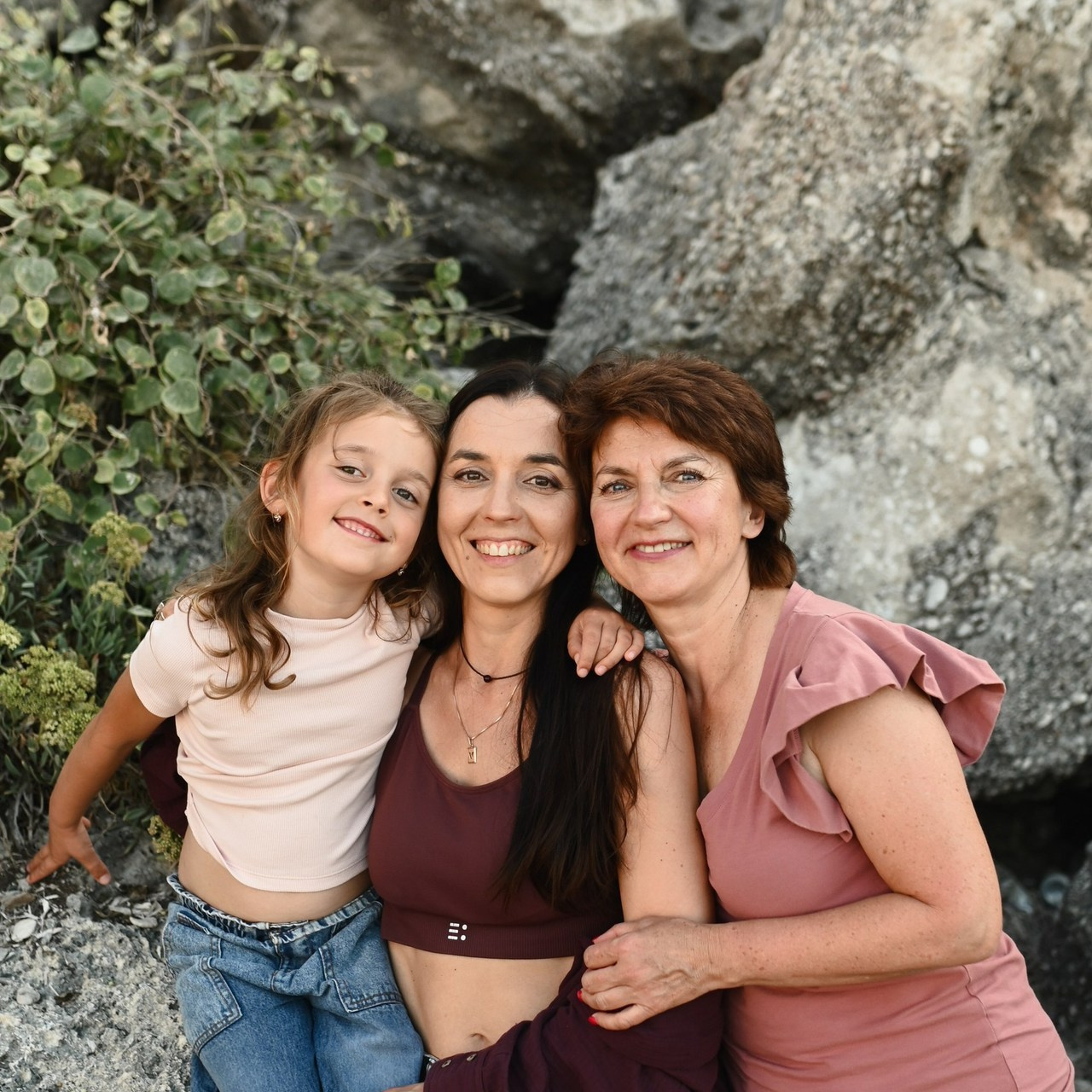 Επαγγελματική φωτογράφιση εγκυμοσύνης και νεογέννητου στη Ρόδο. Φωτογράφος νεογέννητων στη Ρόδο. Φωτογράφιση εγκυμοσύνης