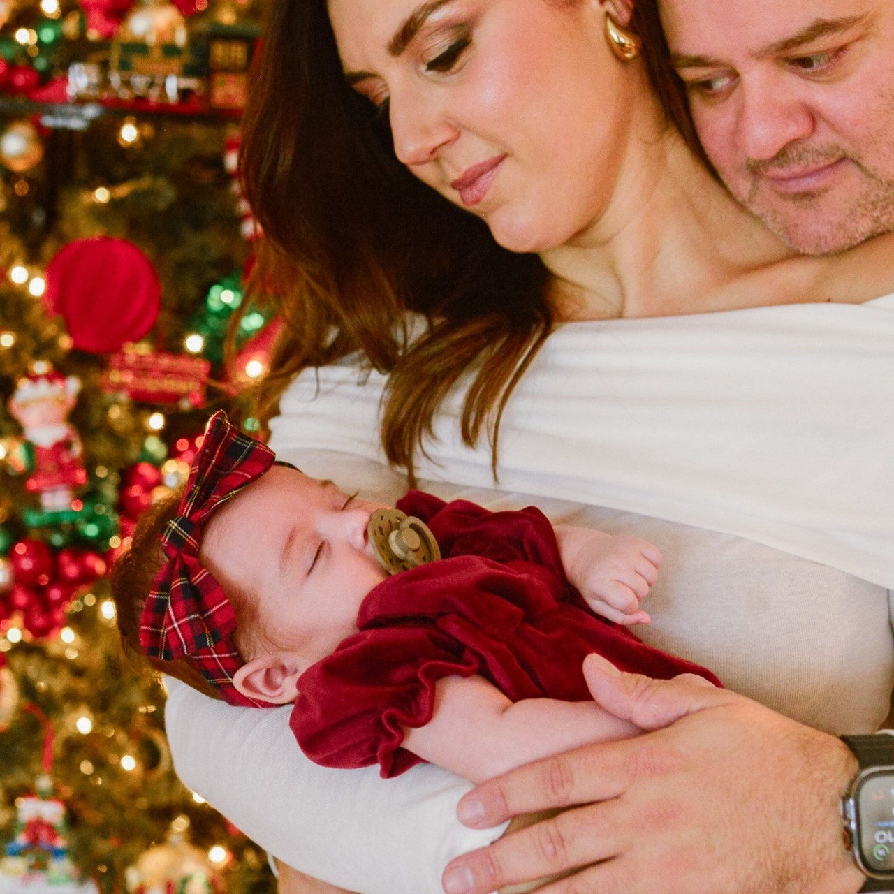 Επαγγελματική φωτογράφιση εγκυμοσύνης και νεογέννητου στη Ρόδο. Φωτογράφος νεογέννητων στη Ρόδο. Φωτογράφιση εγκυμοσύνης