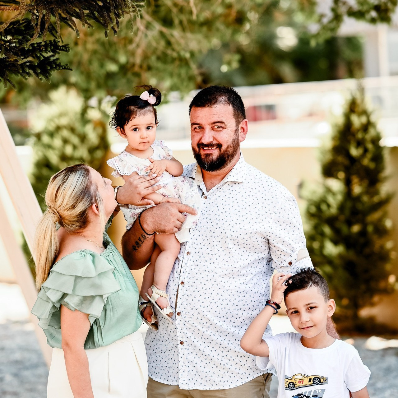 Επαγγελματική φωτογράφιση εγκυμοσύνης και νεογέννητου στη Ρόδο. Φωτογράφος νεογέννητων στη Ρόδο. Φωτογράφιση εγκυμοσύνης