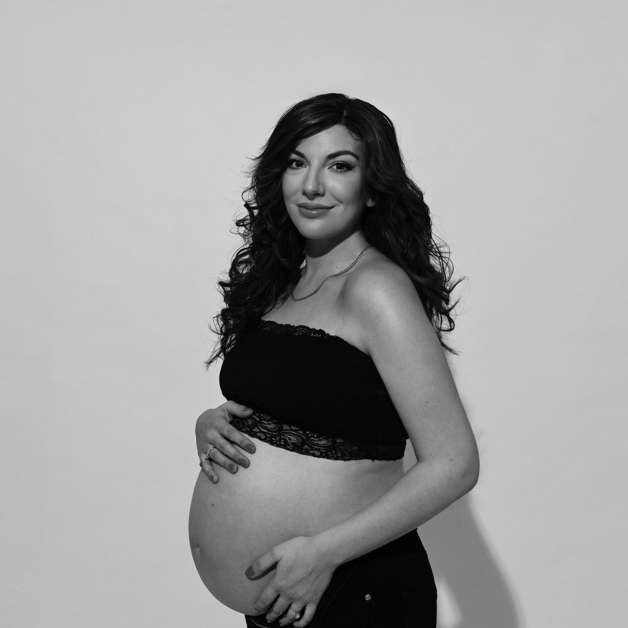 Επαγγελματική φωτογράφιση εγκυμοσύνης και νεογέννητου στη Ρόδο. Φωτογράφος νεογέννητων στη Ρόδο. Φωτογράφιση εγκυμοσύνης