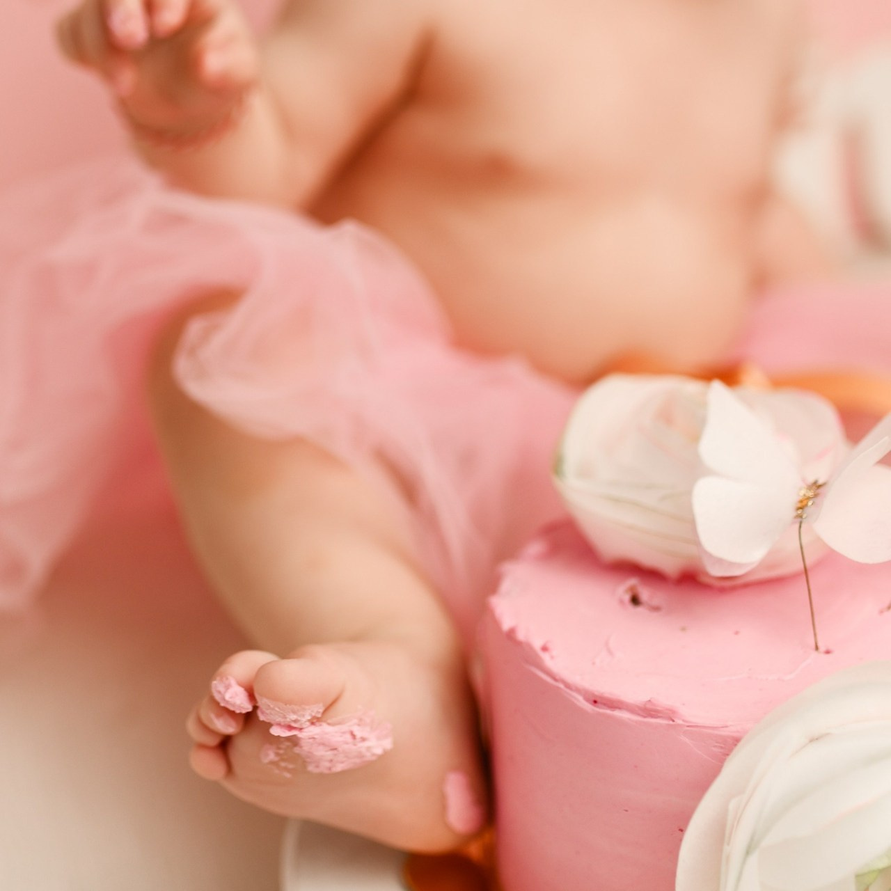 Επαγγελματική φωτογράφιση εγκυμοσύνης και νεογέννητου στη Ρόδο. Φωτογράφος νεογέννητων στη Ρόδο. Φωτογράφιση εγκυμοσύνης