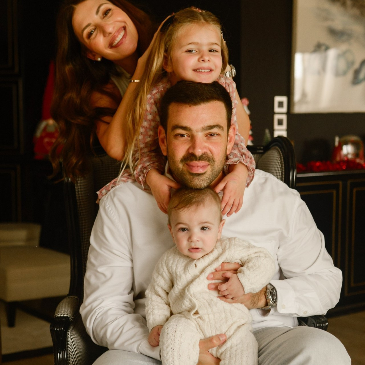 Επαγγελματική φωτογράφιση εγκυμοσύνης και νεογέννητου στη Ρόδο. Φωτογράφος νεογέννητων στη Ρόδο. Φωτογράφιση εγκυμοσύνης