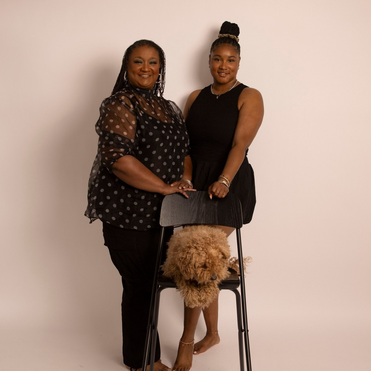 REVIEWS. SHOOT IT YOURSELF — SELF PORTRAIT STUDIO IN CHICAGO