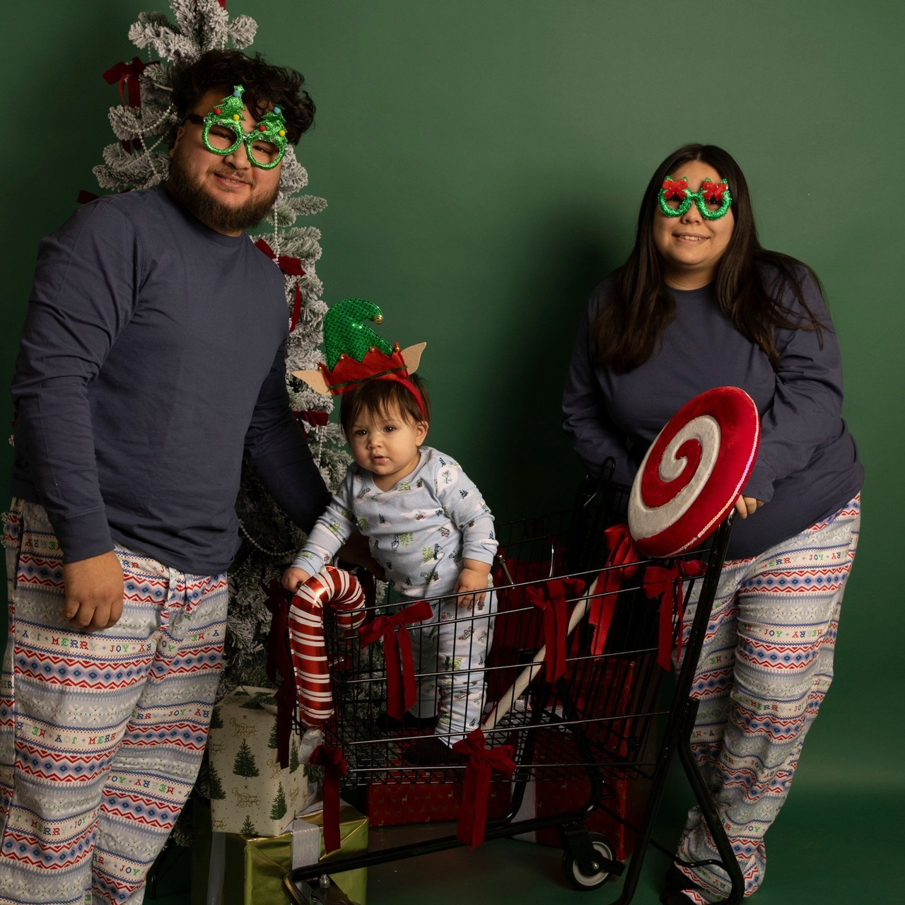 REVIEWS. SHOOT IT YOURSELF — SELF PORTRAIT STUDIO IN CHICAGO