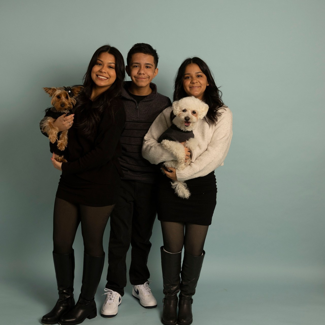 REVIEWS. SHOOT IT YOURSELF — SELF PORTRAIT STUDIO IN CHICAGO