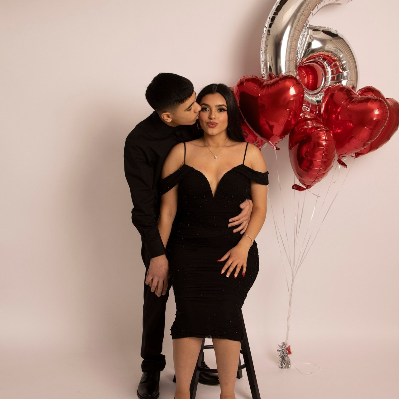 REVIEWS. SHOOT IT YOURSELF — SELF PORTRAIT STUDIO IN CHICAGO