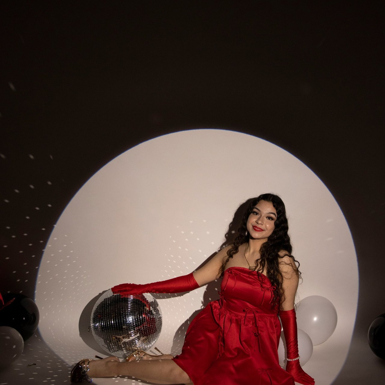 REVIEWS. SHOOT IT YOURSELF — SELF PORTRAIT STUDIO IN CHICAGO