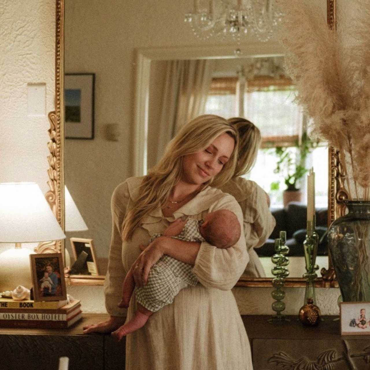 About Anna Dobrovolskaia | Artistic & Documentary Family Photographer. Family Photographer Anna Dobrovolskaia | Richmond, VA