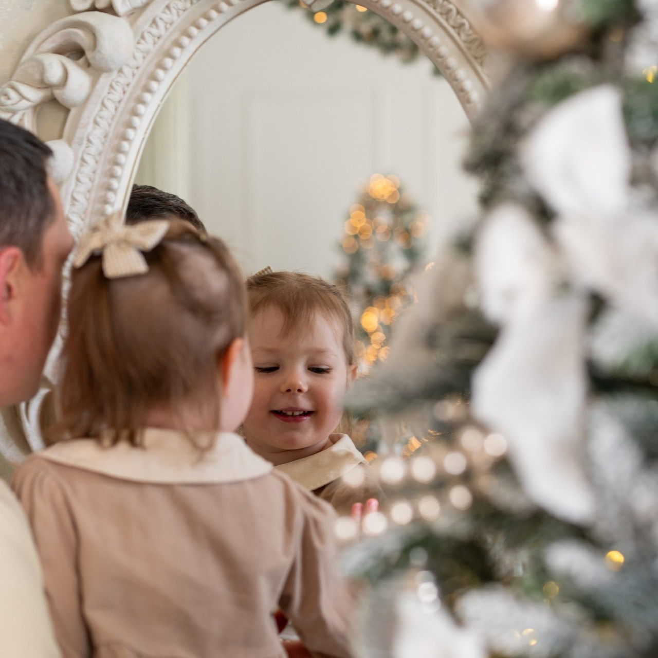 Recenzii. Fotograf Cătălina Munteanu