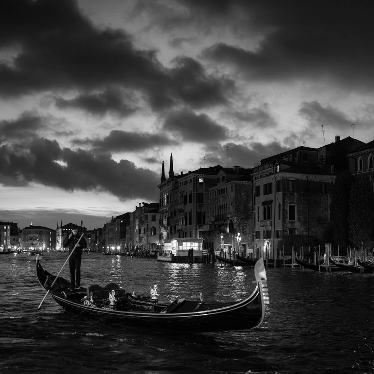 Tura foto Venetia 2027 – Carnavalul de la Venetia