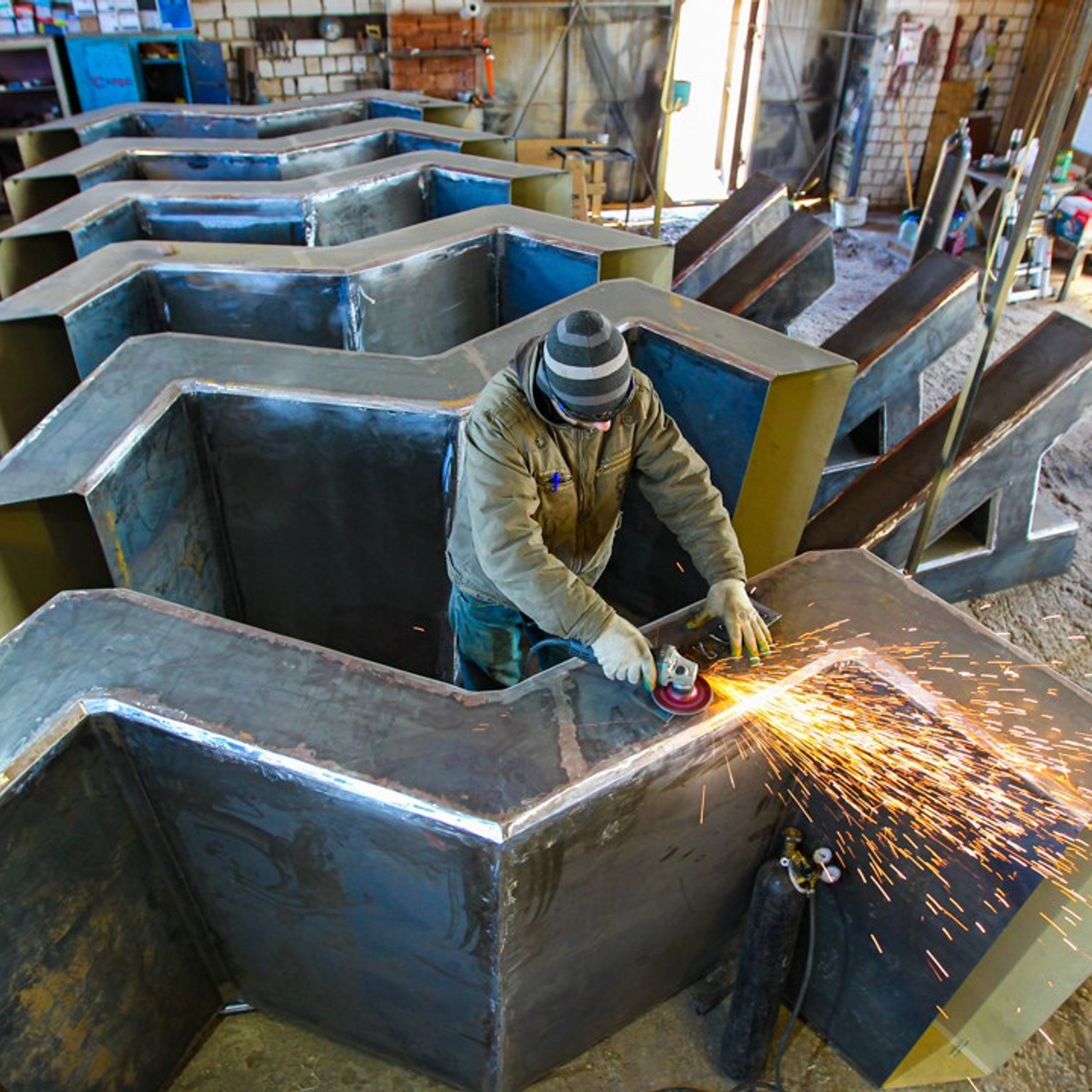 Скульптор кузнец Мария Тарлецкая