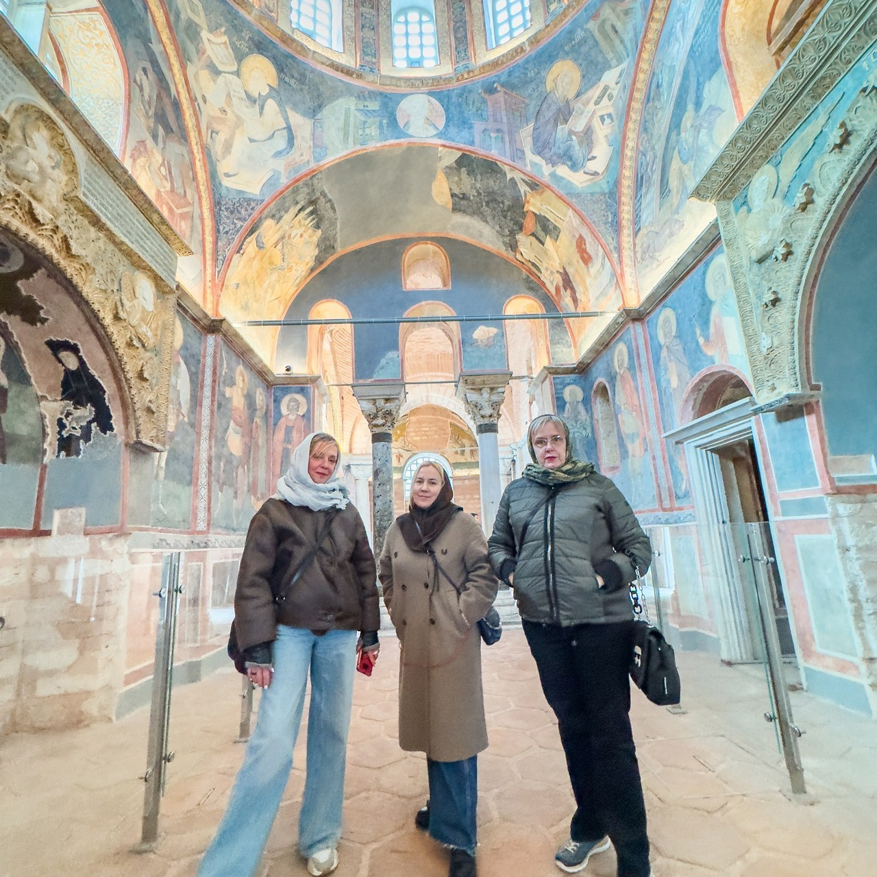 Фотосессия в Стамбуле. Фотограф в Стамбуле. Лайфстайл фотограф в Стамбуле Анатолий. Фотосессии на крышах с чайками