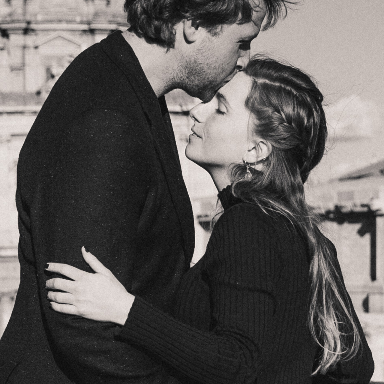 Elopement in Italy: A Guide to Intimate and Unforgettable Weddings. Elizaveta Razumova | Fotografa Cinematica per Love Story, Matrimoni e Ritratti