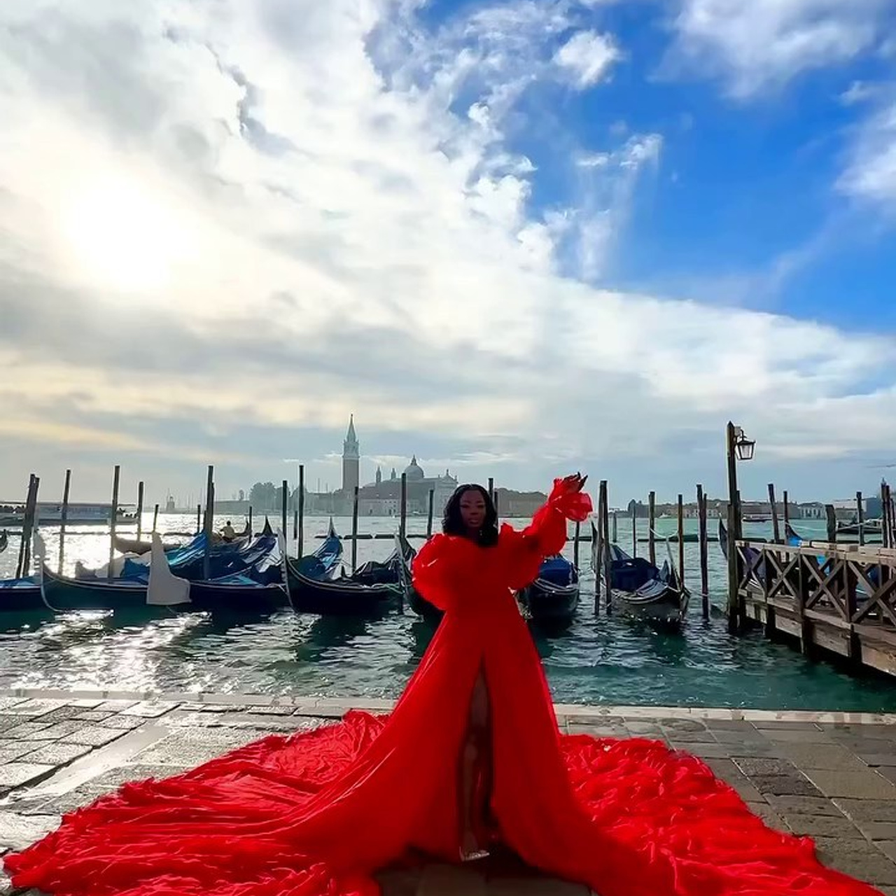 KA3NA HQ • London Based Content Creator |Brand Influencer | Commercial Model