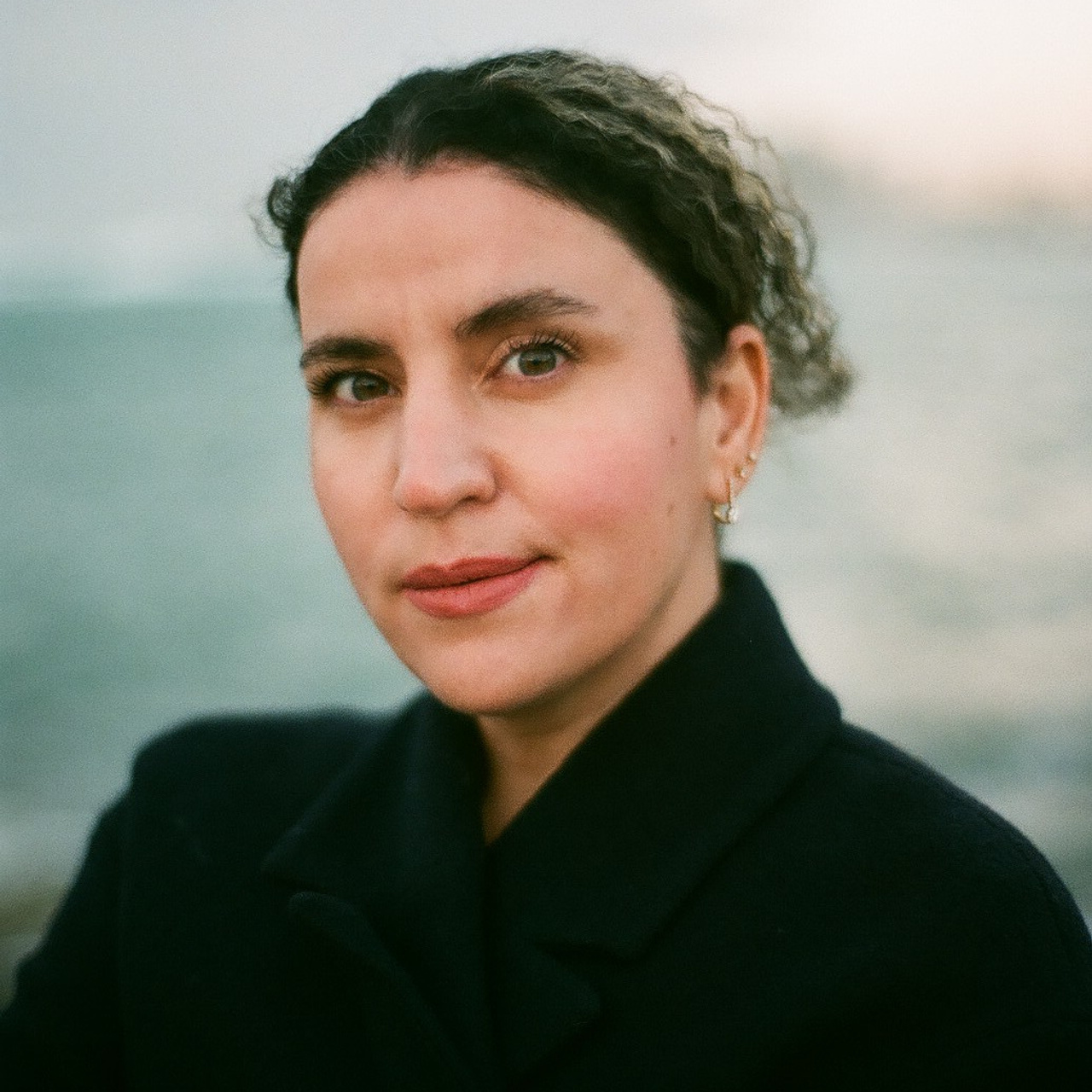 Ама с дочкой