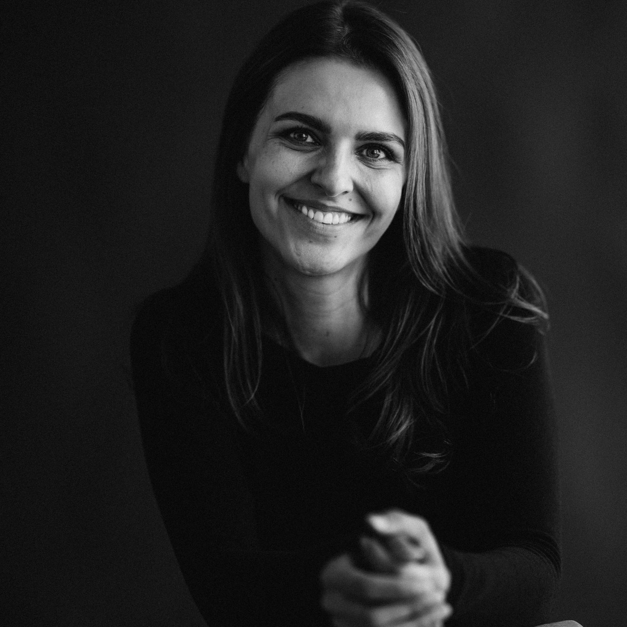 Reviews. Victoria Olonen – Cinematic Portrait Artist | Helsinki & Europe