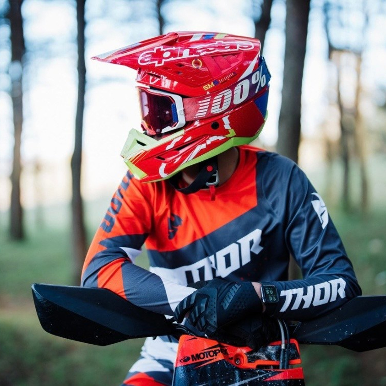 Recenzii. Ionut Brehuescu — Fotograf