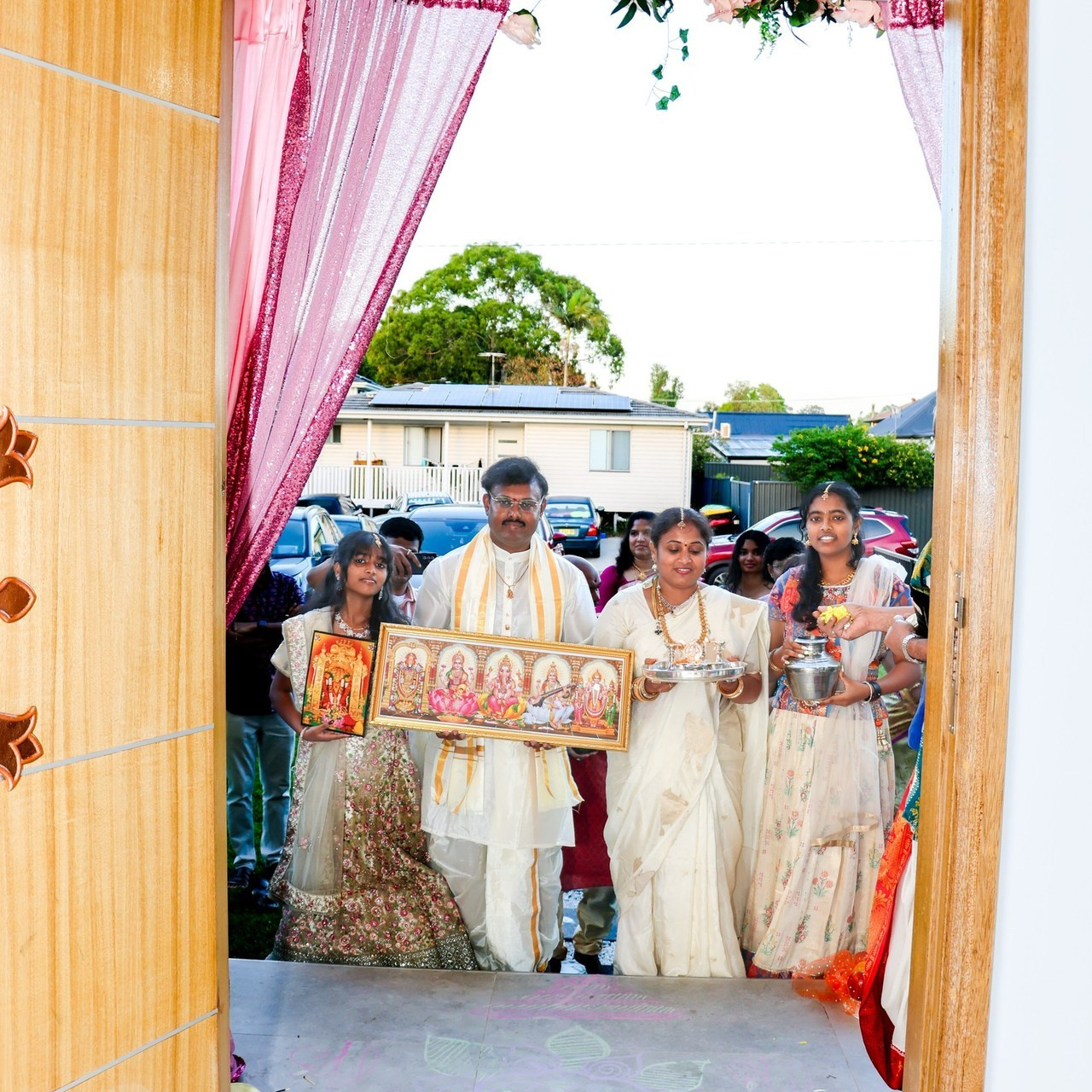 Testimonials. MHCreative is family-oriented photographer based in SYDNEY