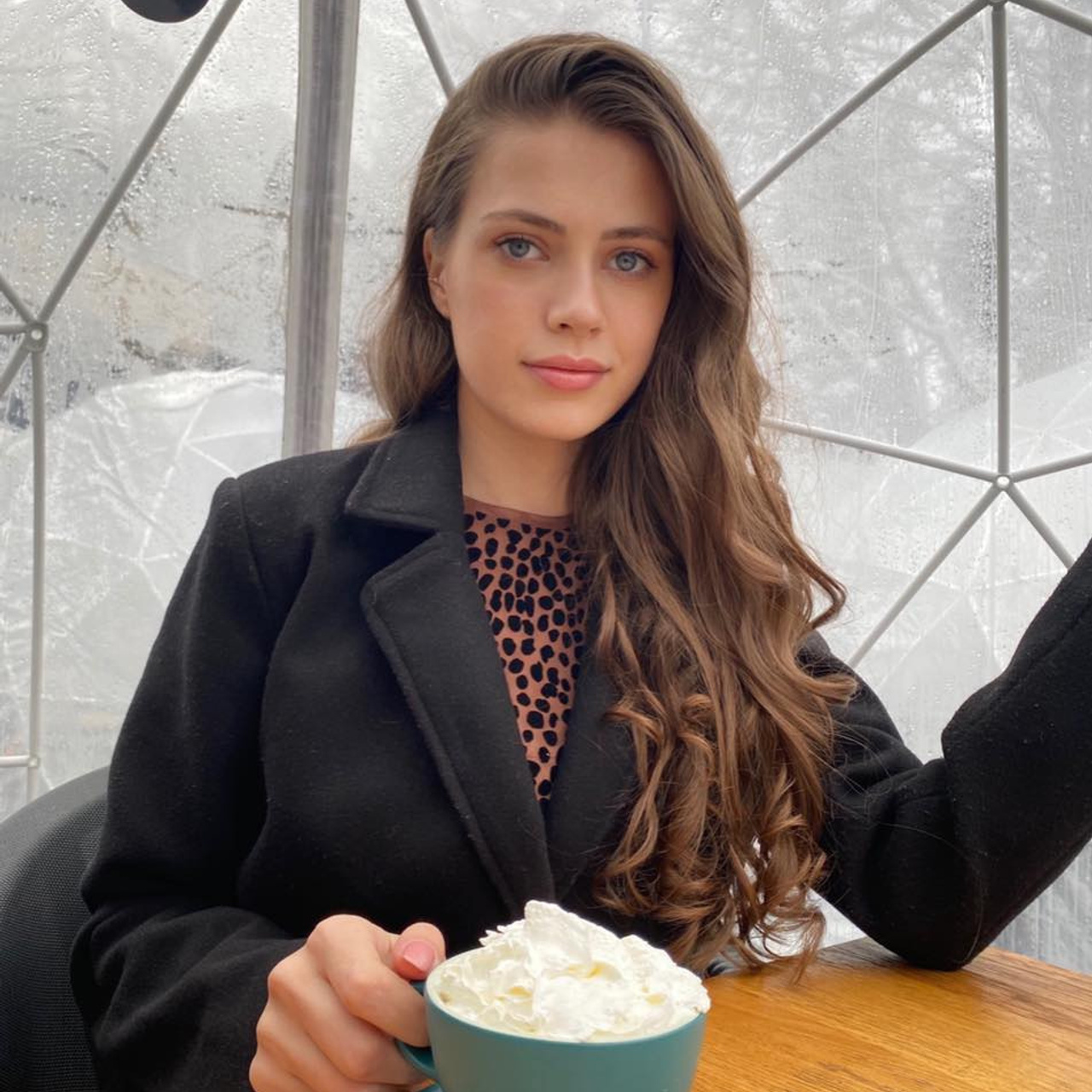 Recenzii. Fotograf București, România