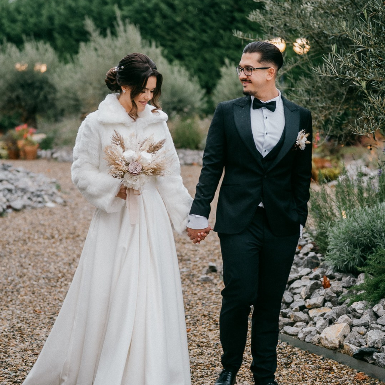 Recenzii. Servicii Foto Video Nunta - Fotograf Oradea