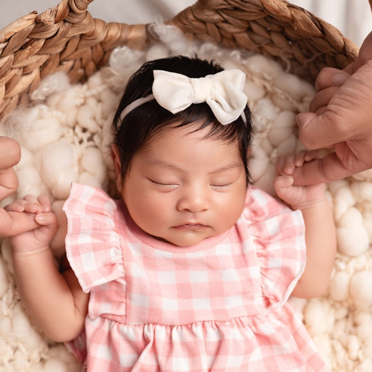 Review. Mary Newborn Photo