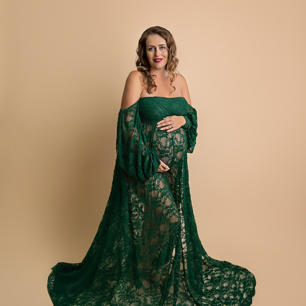 Review. Mary Newborn Photo