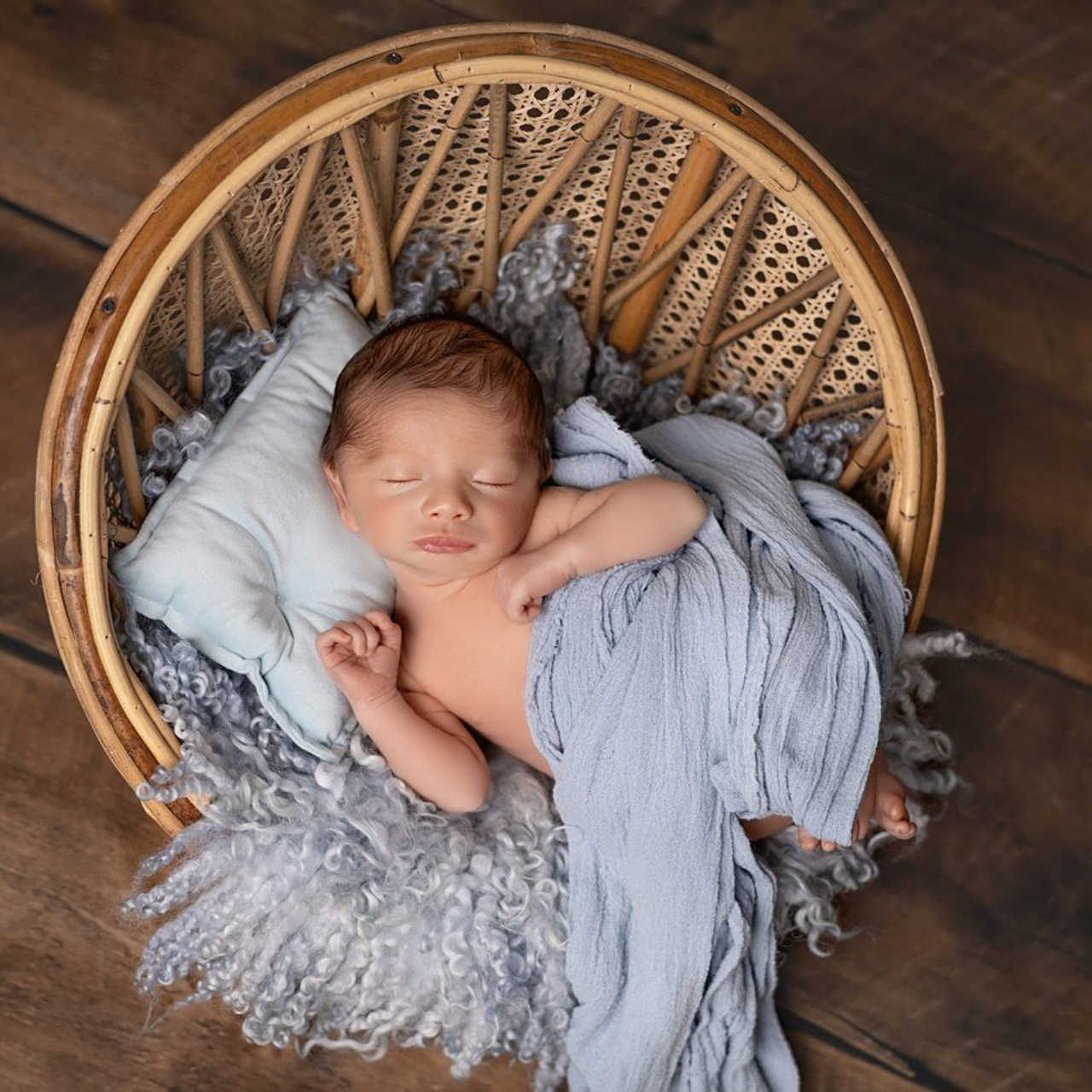 Review. Mary Newborn Photo