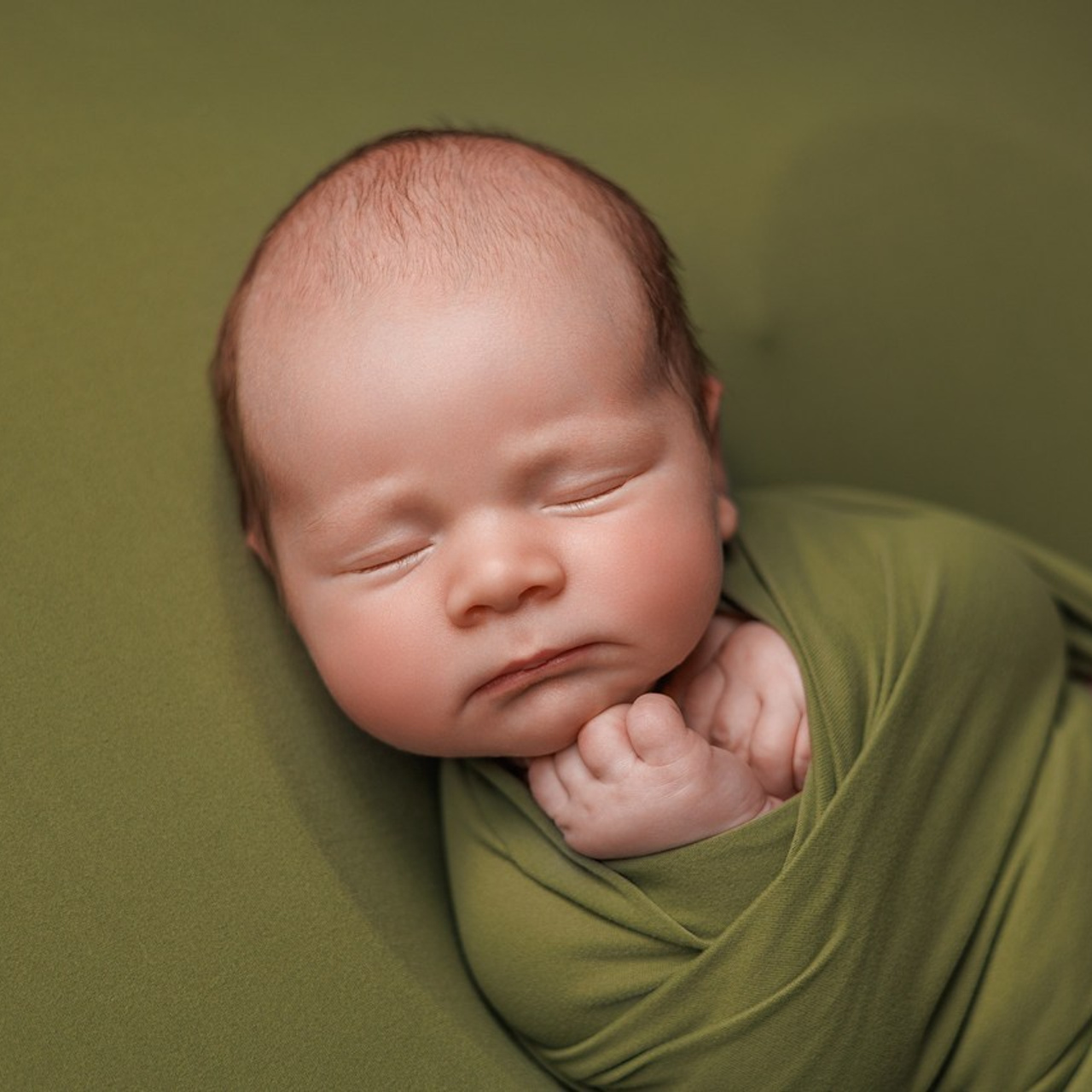 Review. Mary Newborn Photo