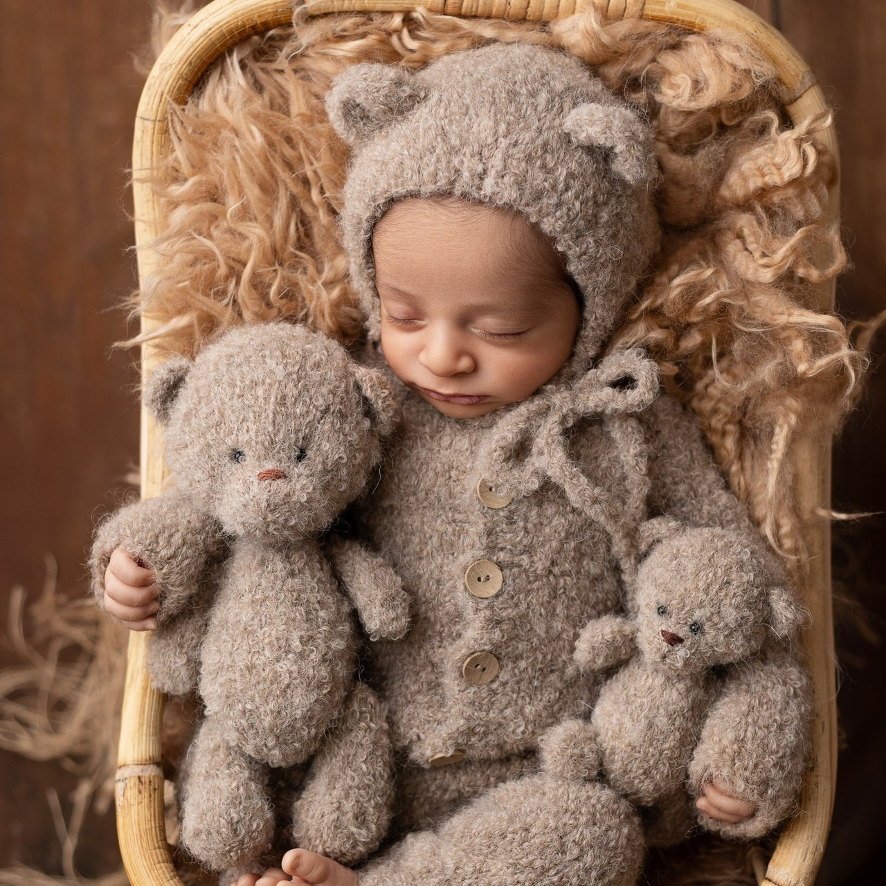 Review. Mary Newborn Photo