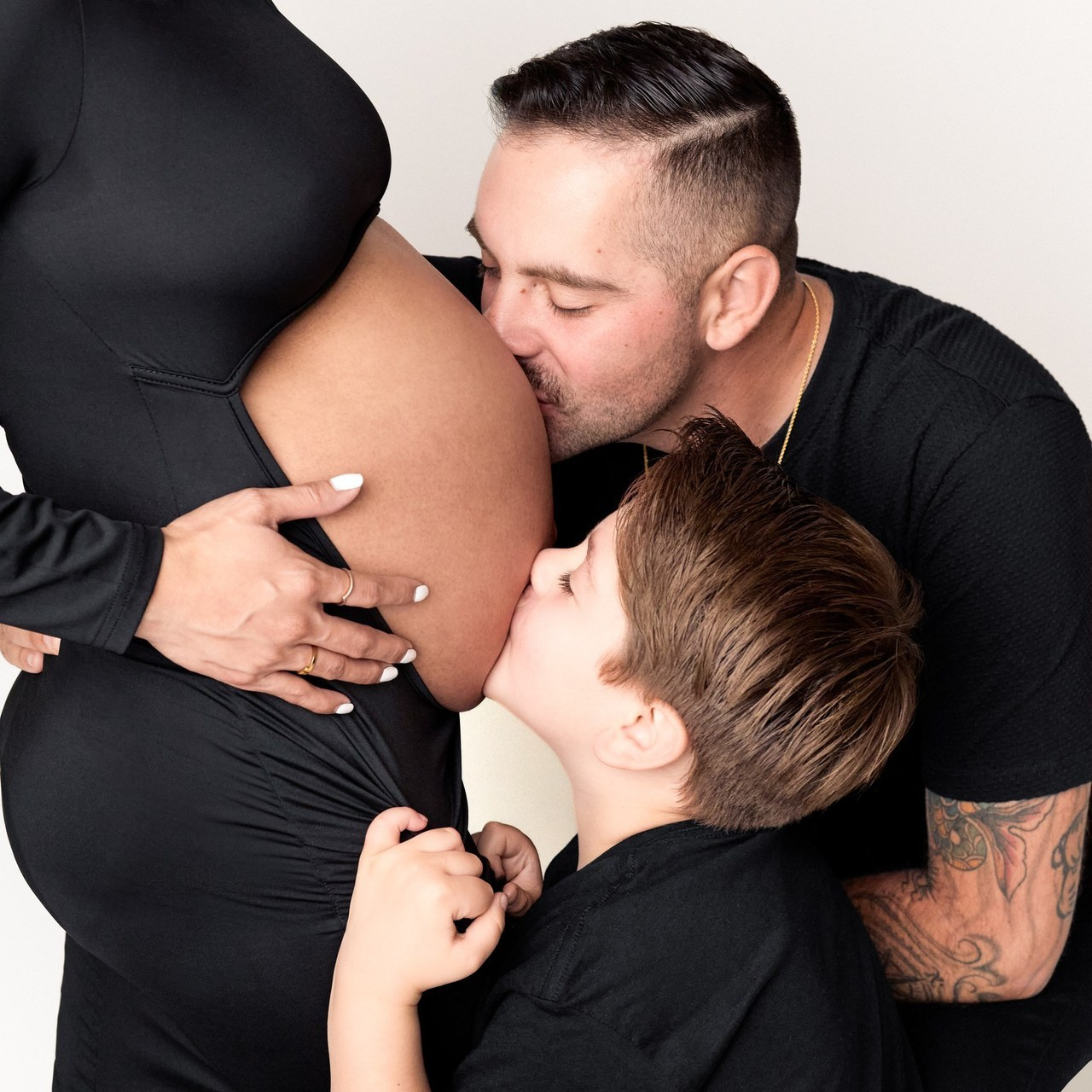 Review. Mary Newborn Photo