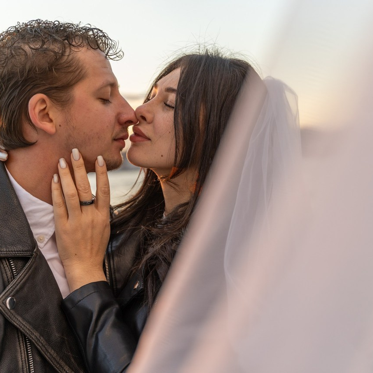 Фотосессия в Стамбуле. Фотограф в Стамбуле. Лайфстайл фотограф в Стамбуле Анатолий. Фотосессии на крышах с чайками