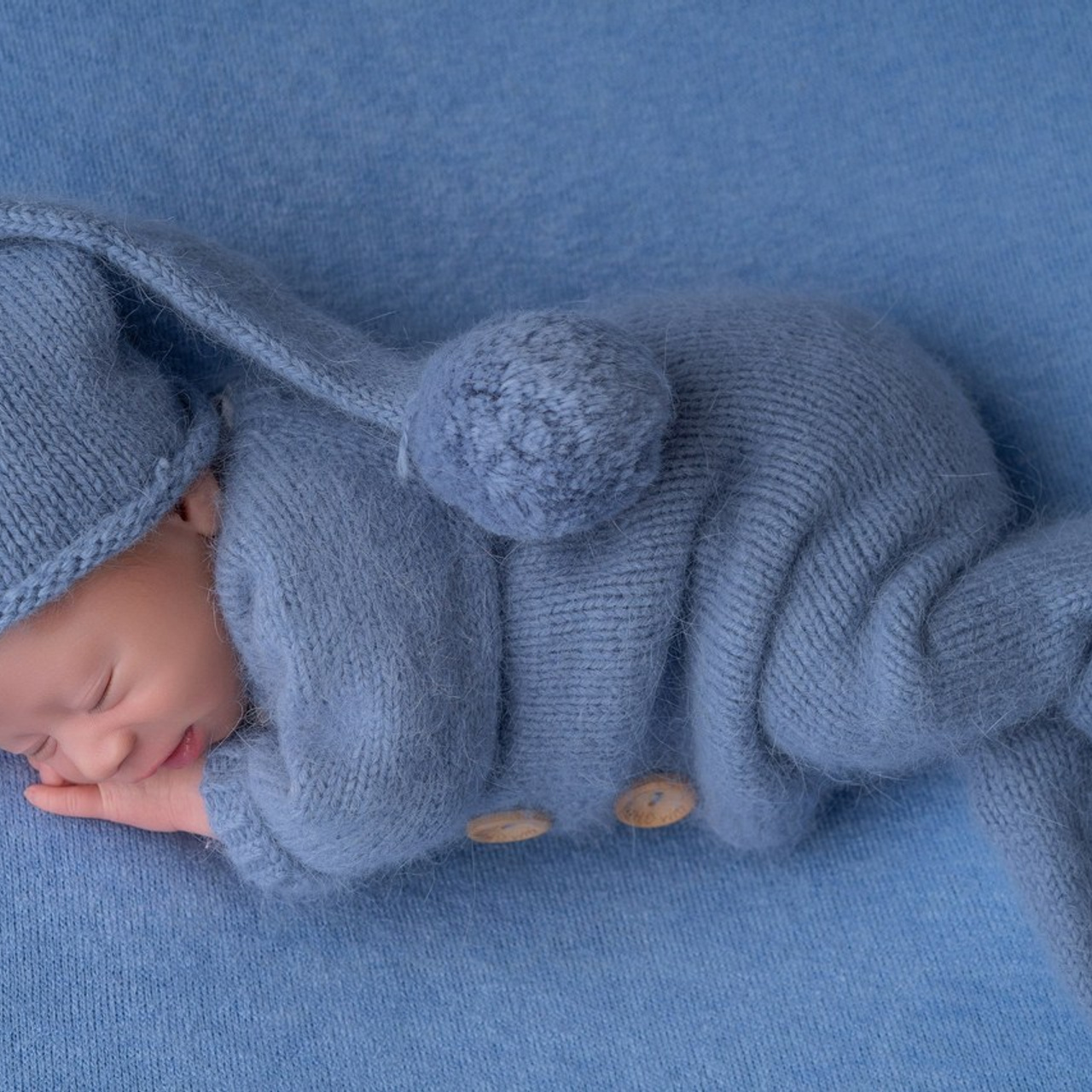 Testimonials. Newborn Photographer and life casting in Dubai Dariya Saeed