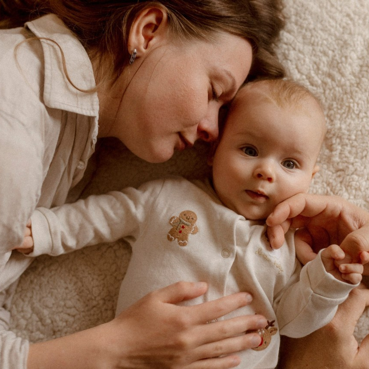 Reviews. Polina Sobol — family & documentary photographer in Bern. Outdoor & urban photo sessions for families, kids and couples