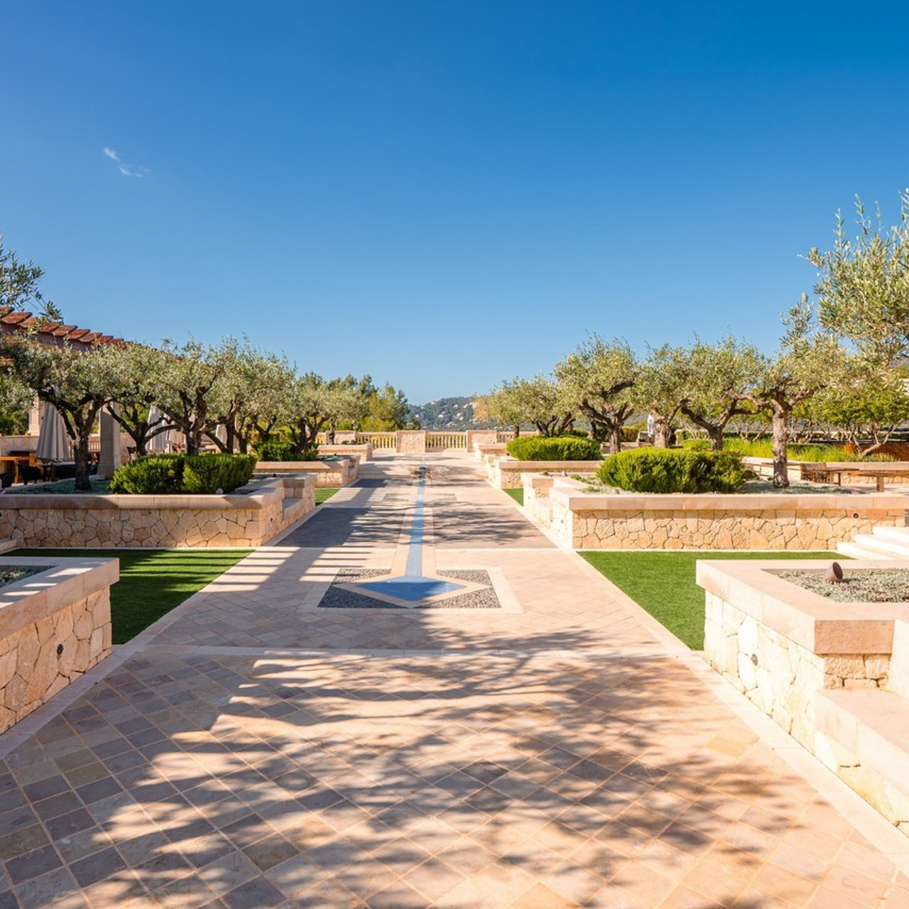 Mallorca Photographer Testimonial pages. Some referrals from clients. Mallorca Wedding, Corporate & Social Photographer