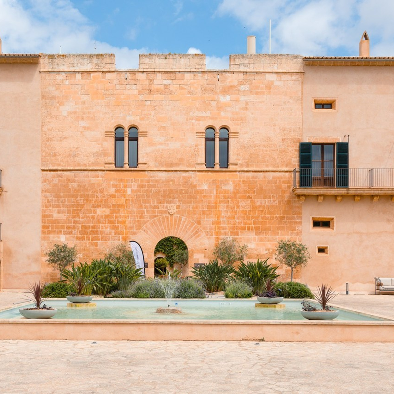 Mallorca Photographer Testimonial pages. Some referrals from clients. Mallorca Wedding, Corporate & Social Photographer