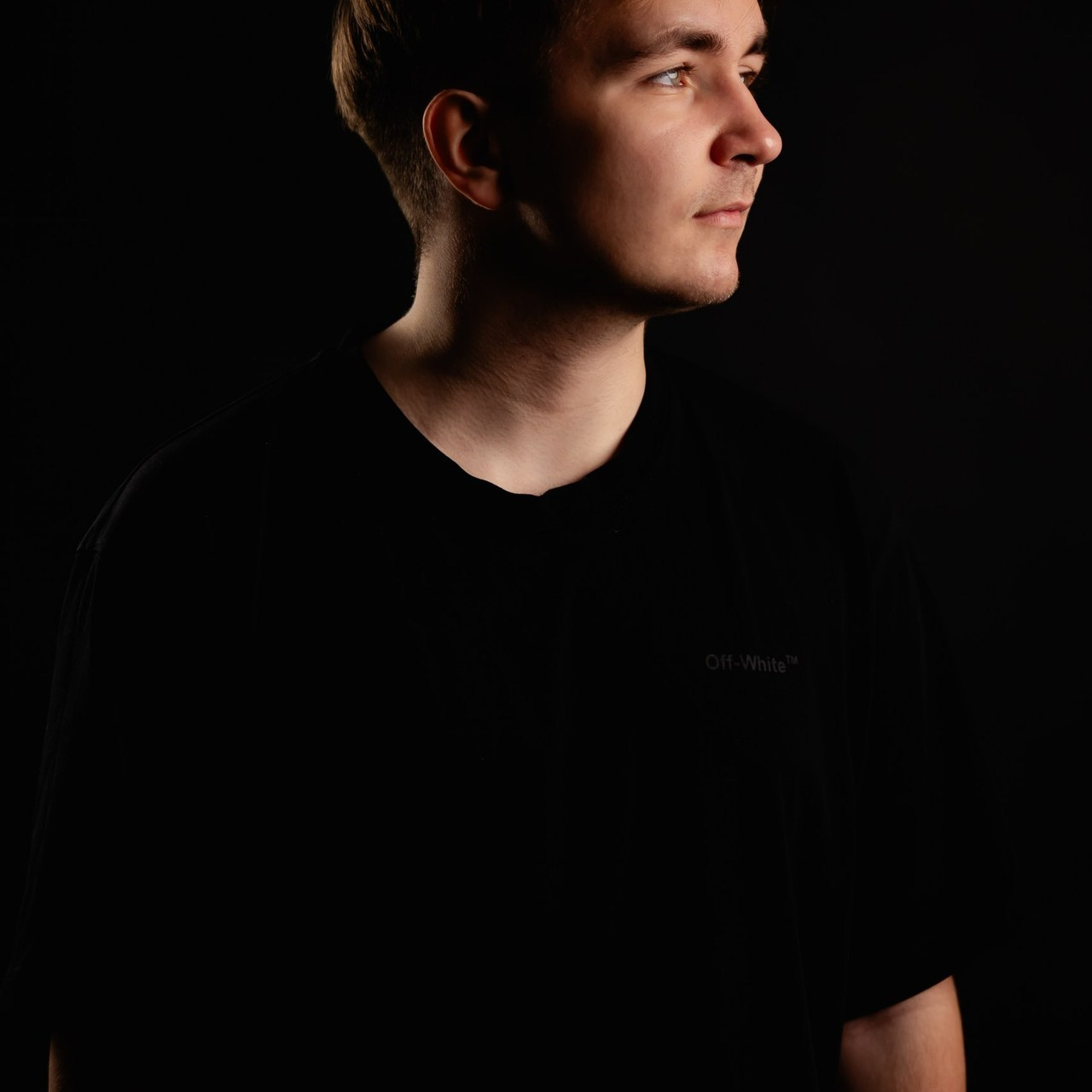 Recenzii. Andrei Samuel – Fotograf București | Evenimente, Studio, Imobiliare, Produs