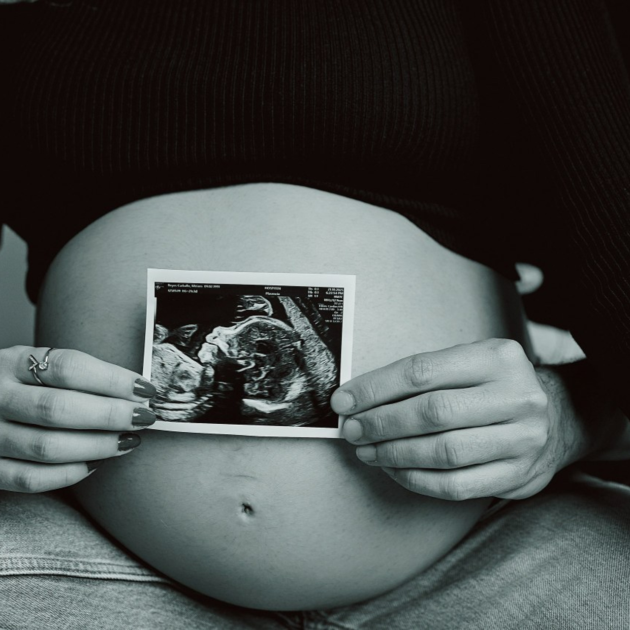 Regalar. Pasos de Sal | Fotógrafos de familia, embarazo y bebés en Tenerife