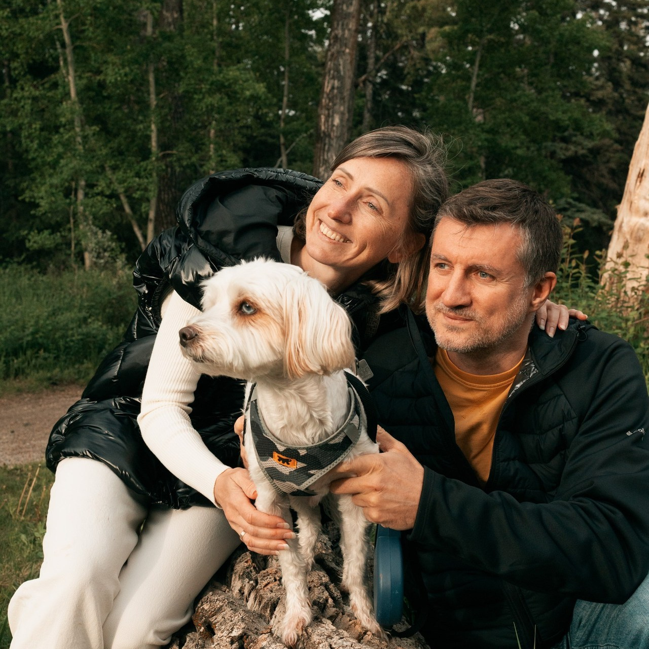Reviews. I am a portrait and family photographer Jenny in Calgary