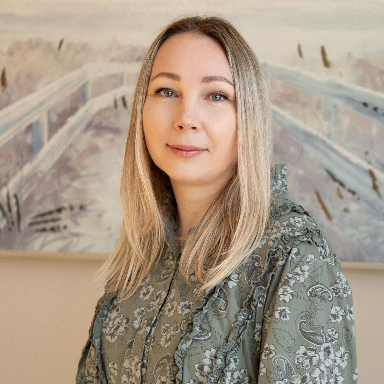 Reviews. I am a portrait and family photographer Jenny in Calgary