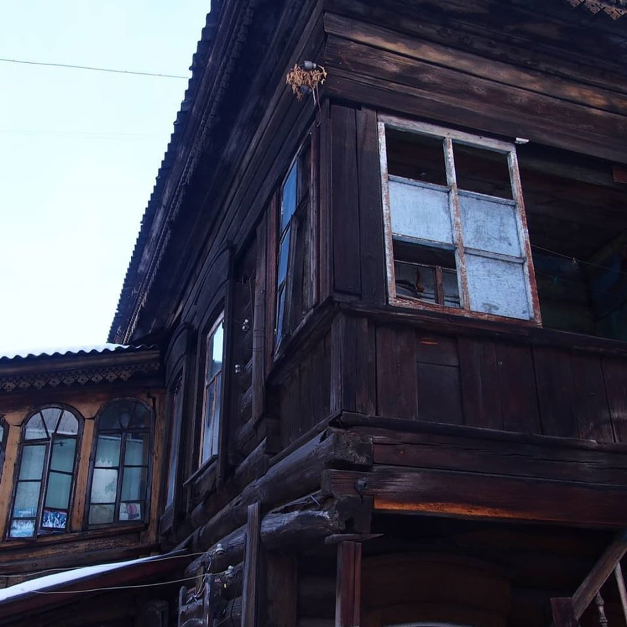 Morphology of the Irkutsk court