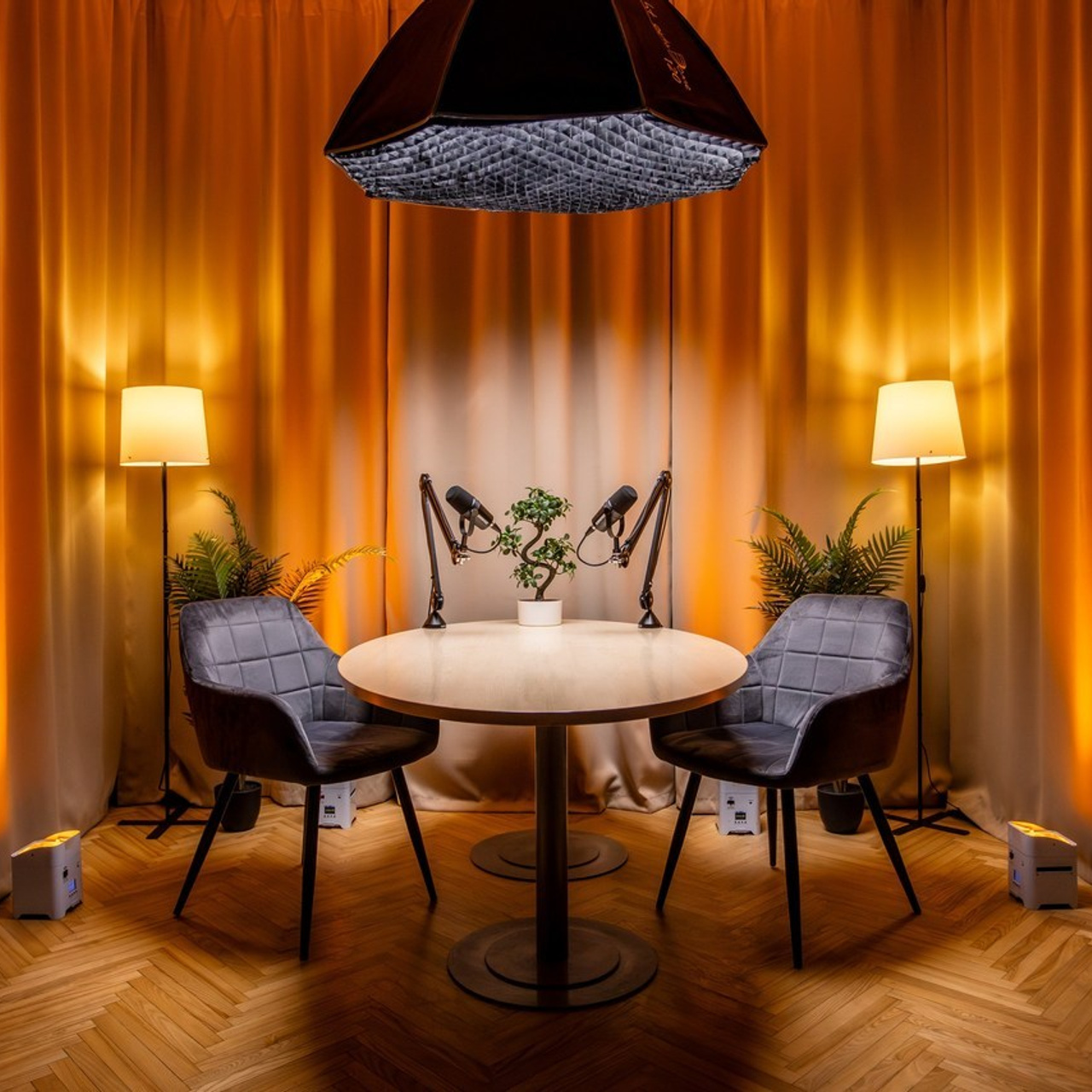 Atsauksmes. BELLOW US FOTOGRĀFS RĪGA