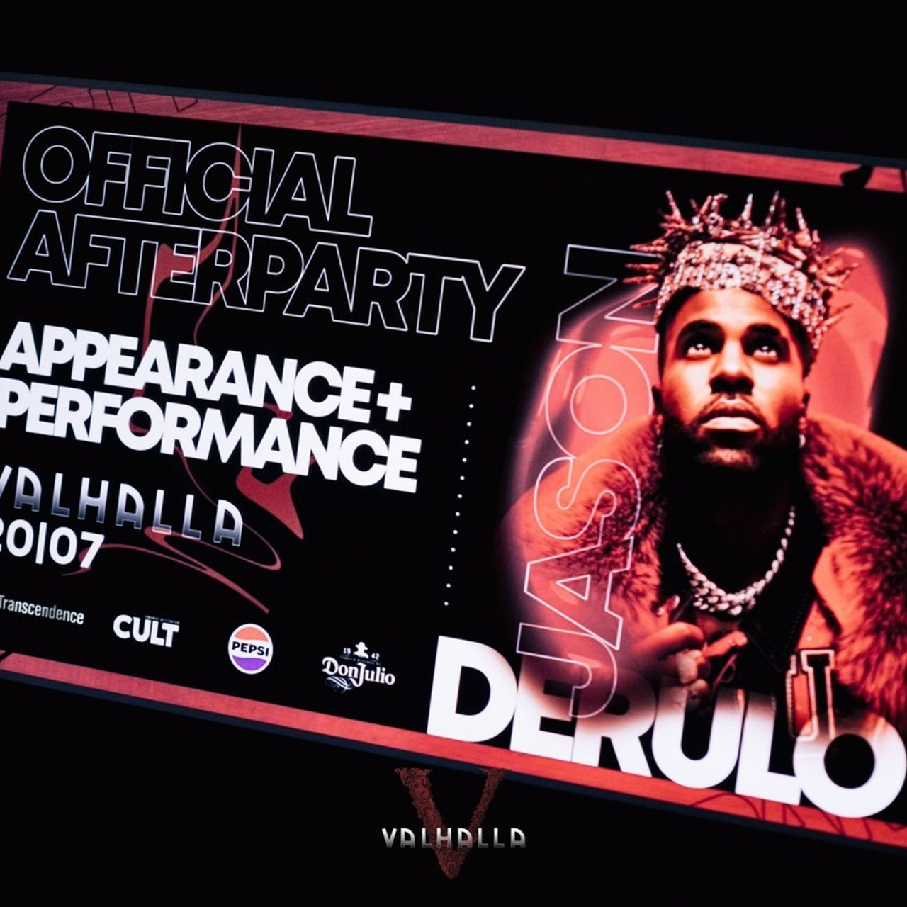 Atsauksmes. BELLOW US FOTOGRĀFS RĪGA