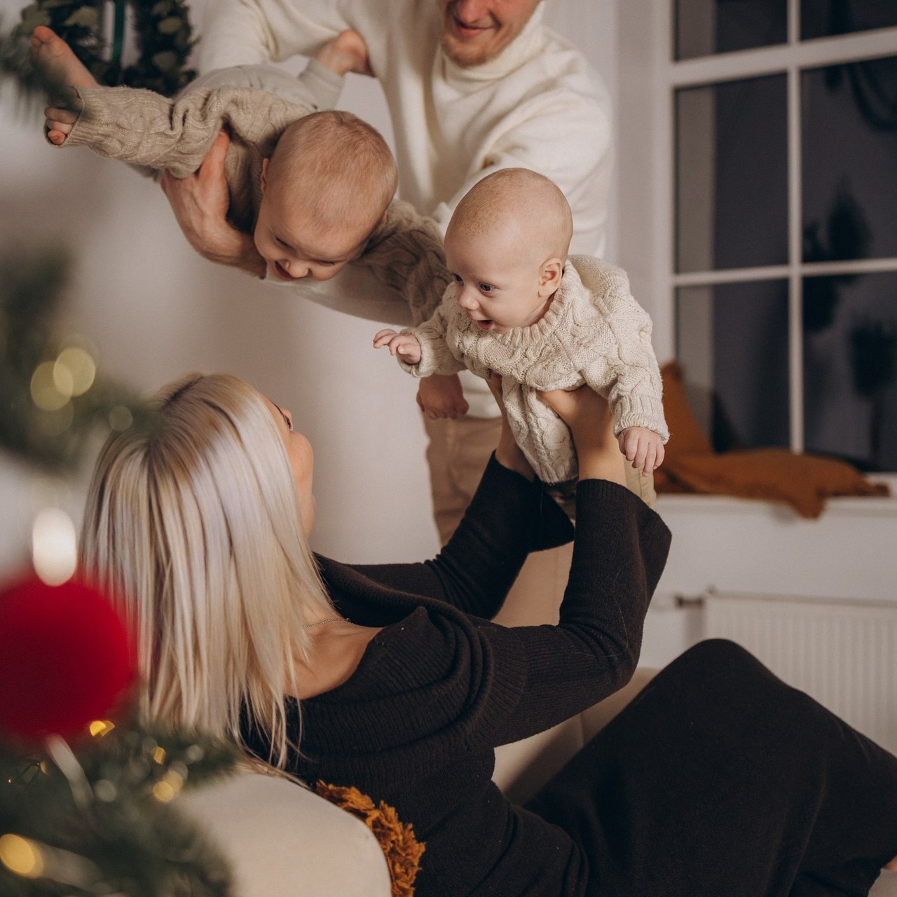 ATSAUKSMES. GALVENĀ