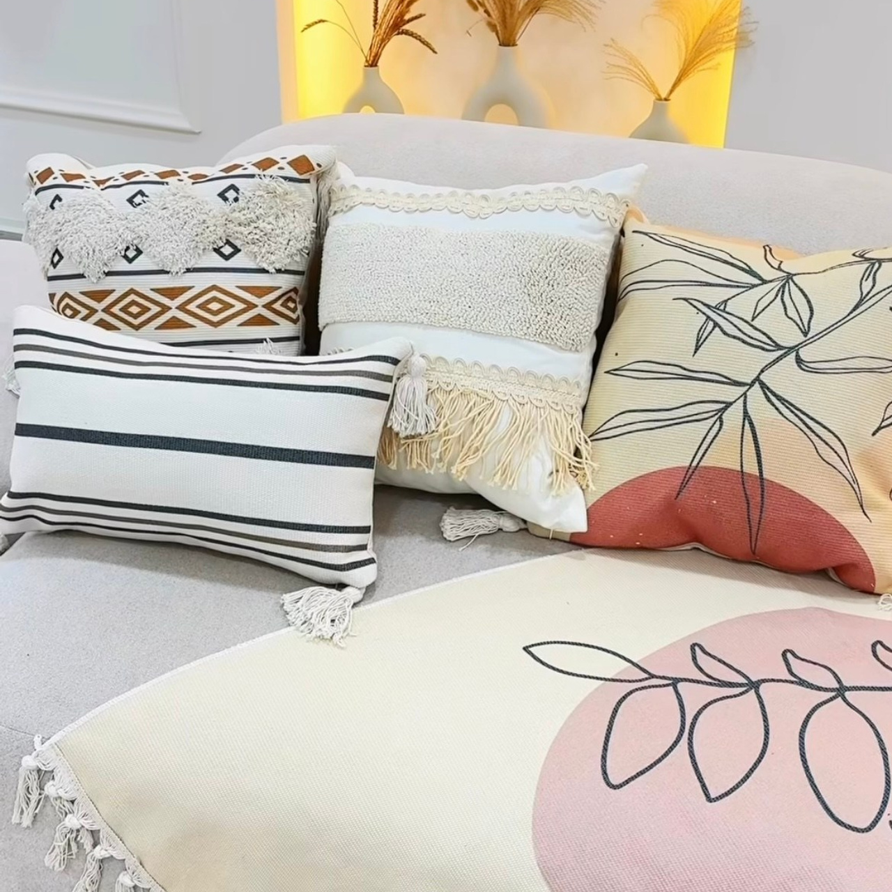 Эстетичные подушки любых видов — 164 990 сум.