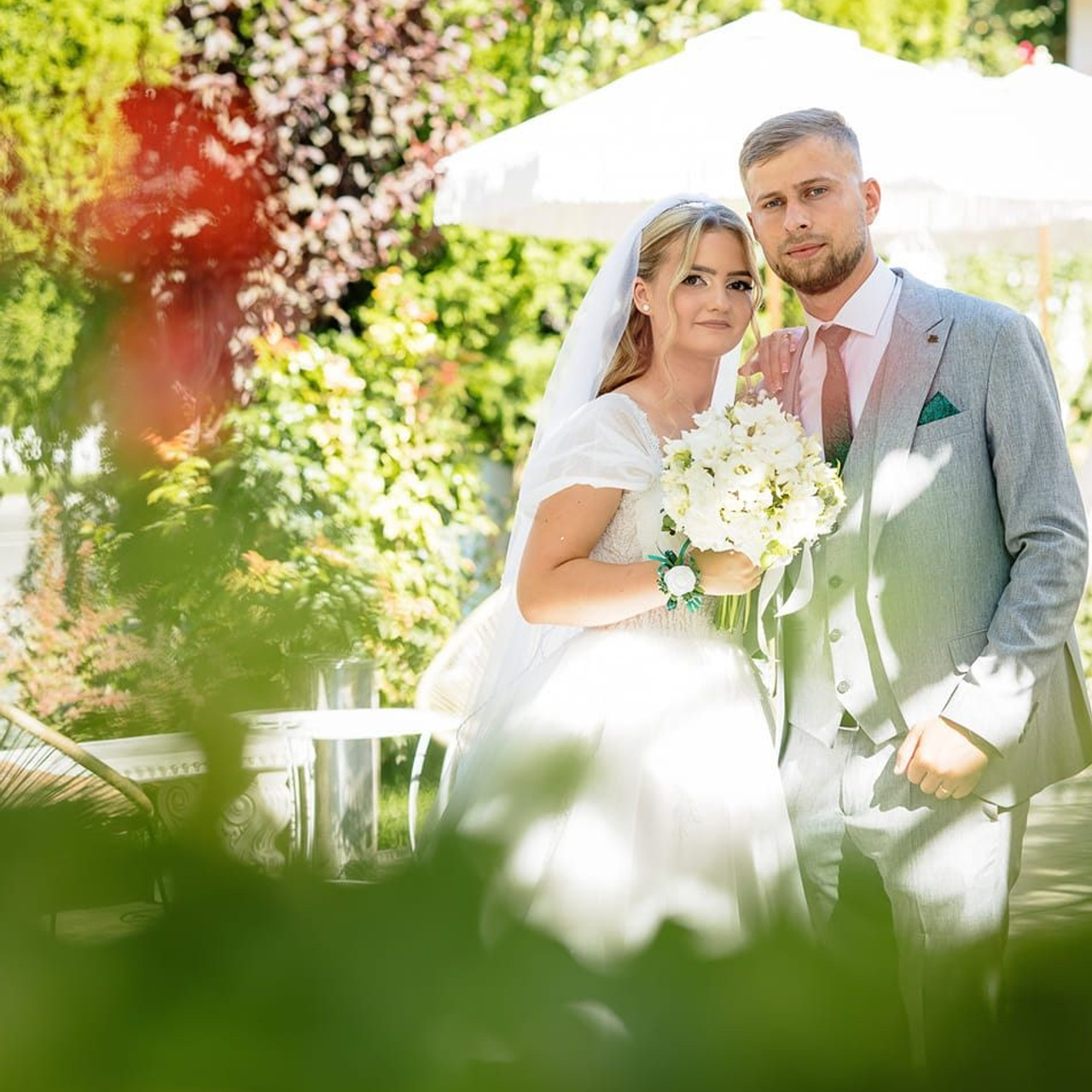 Recenzii. Catalin Brinza