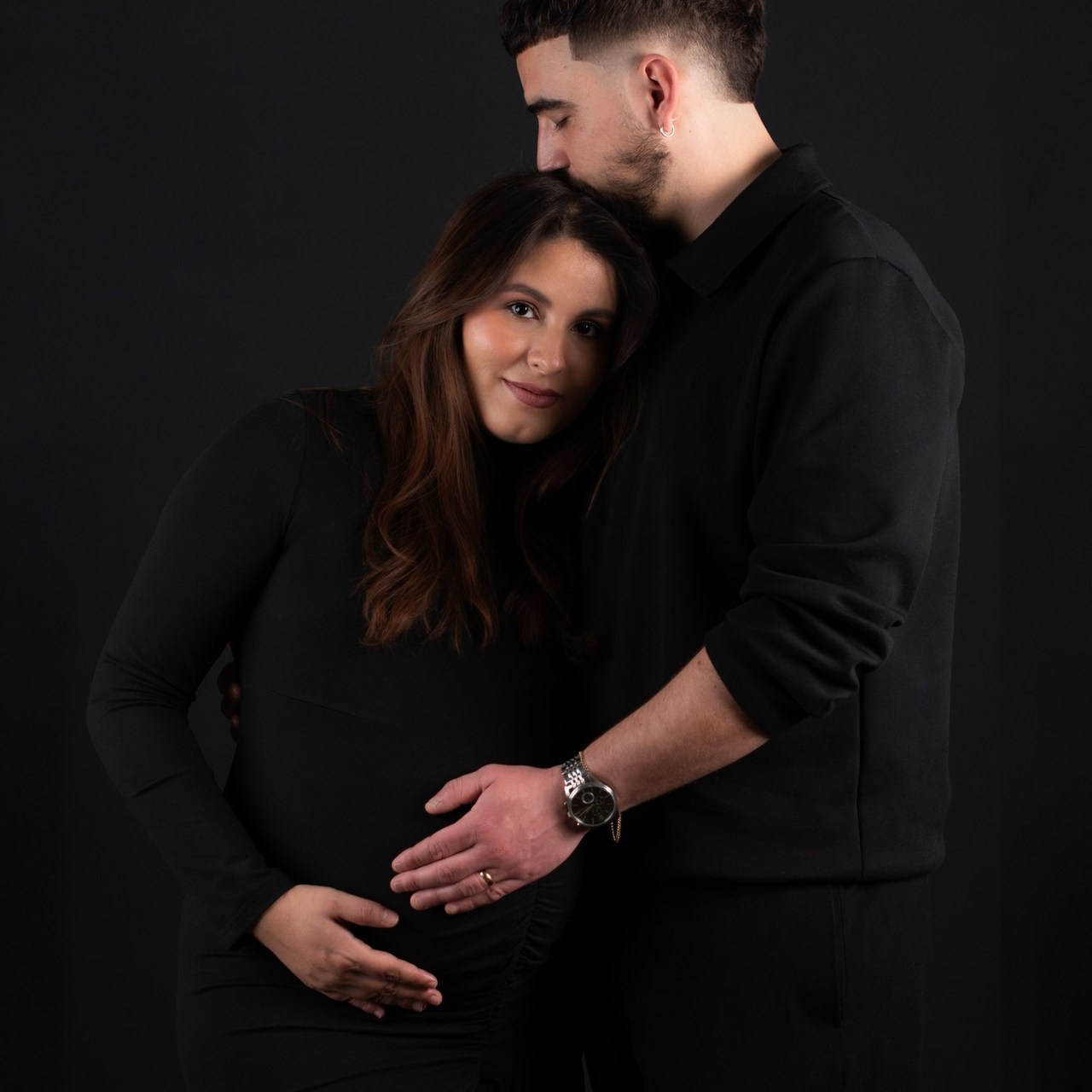 Avis. Pregnancy and newborn photographer Oksana Derai-Fok, La Ciotat