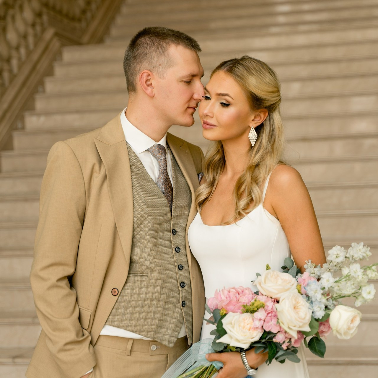 Comments. Professional Photographer in Abu Dhabi | Family, Couple & Wedding Photoshoots