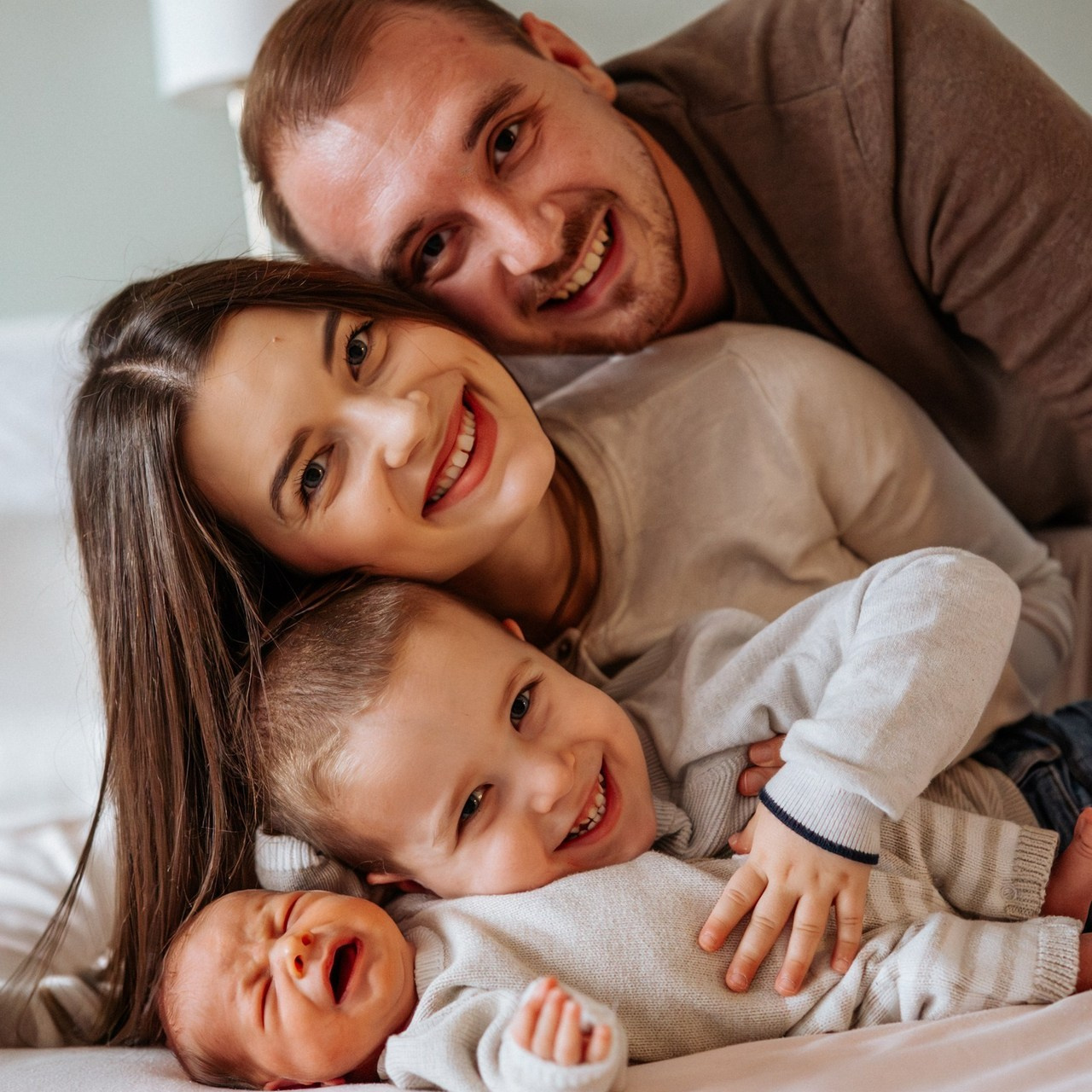 VAŠI UTISCI. Dečiji i porodični fotograf