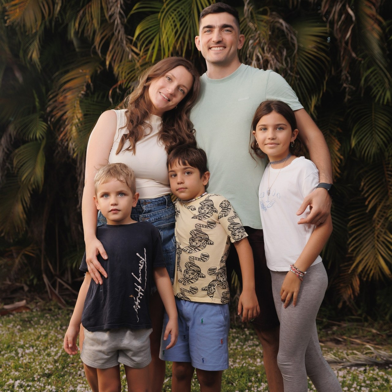 Comments. Wedding and family photographer Alex Glushakov