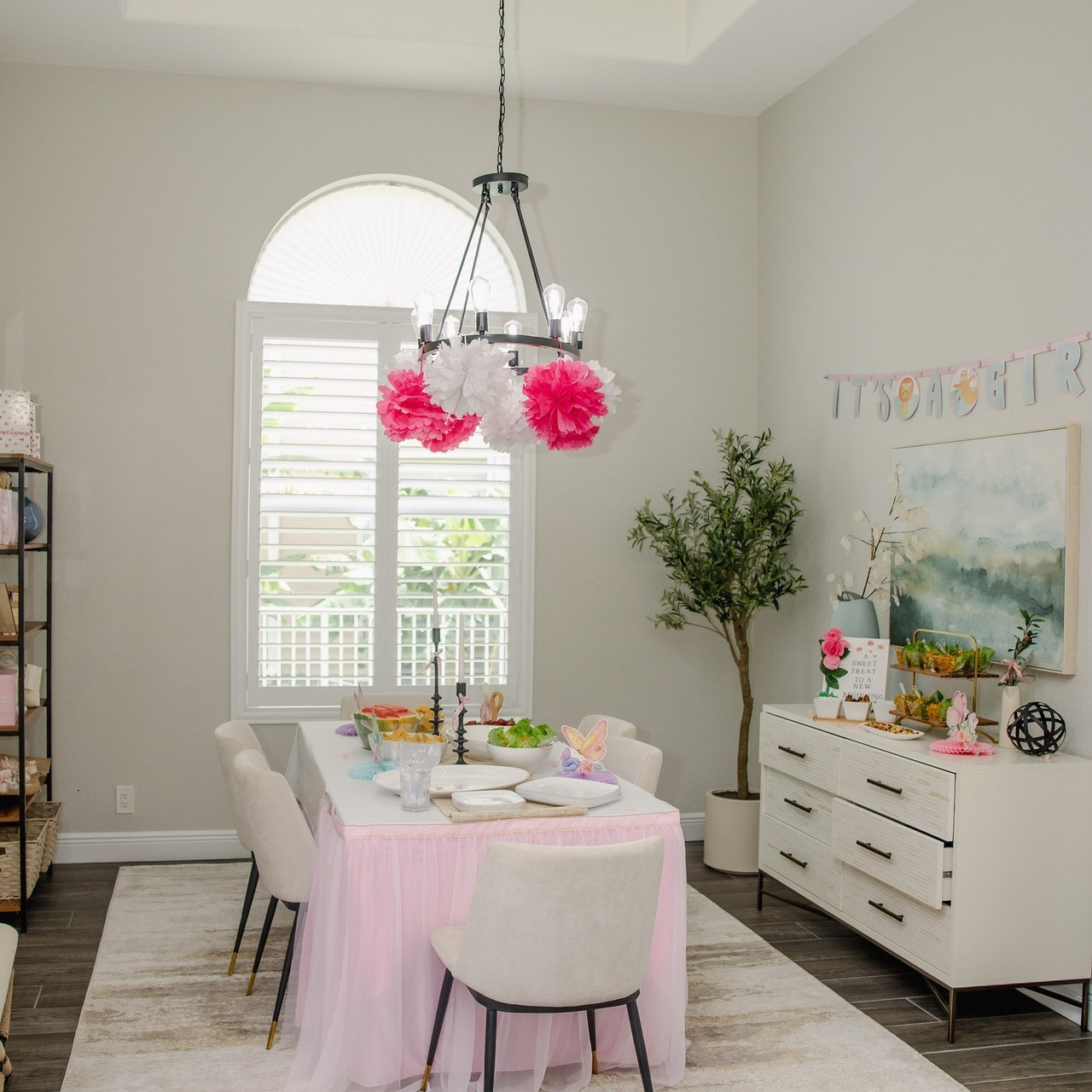 Reviews. Elena Kukhareva